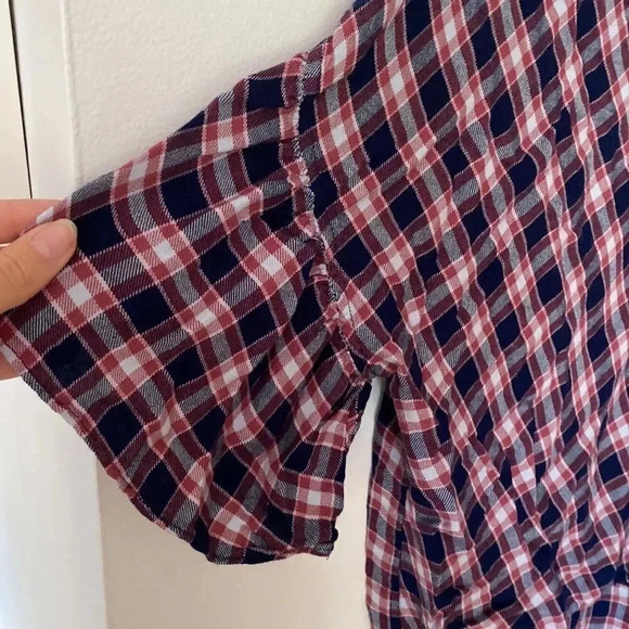 Max Studio Plaid Checkered Ruffle Flutter Sleeve Wrap Top Navy Red Size L - Picture 8 of 11